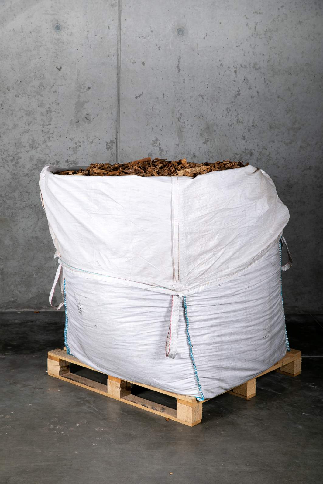 Paillage naturel copeaux de bois big bag 1 m3 pour 20m2
